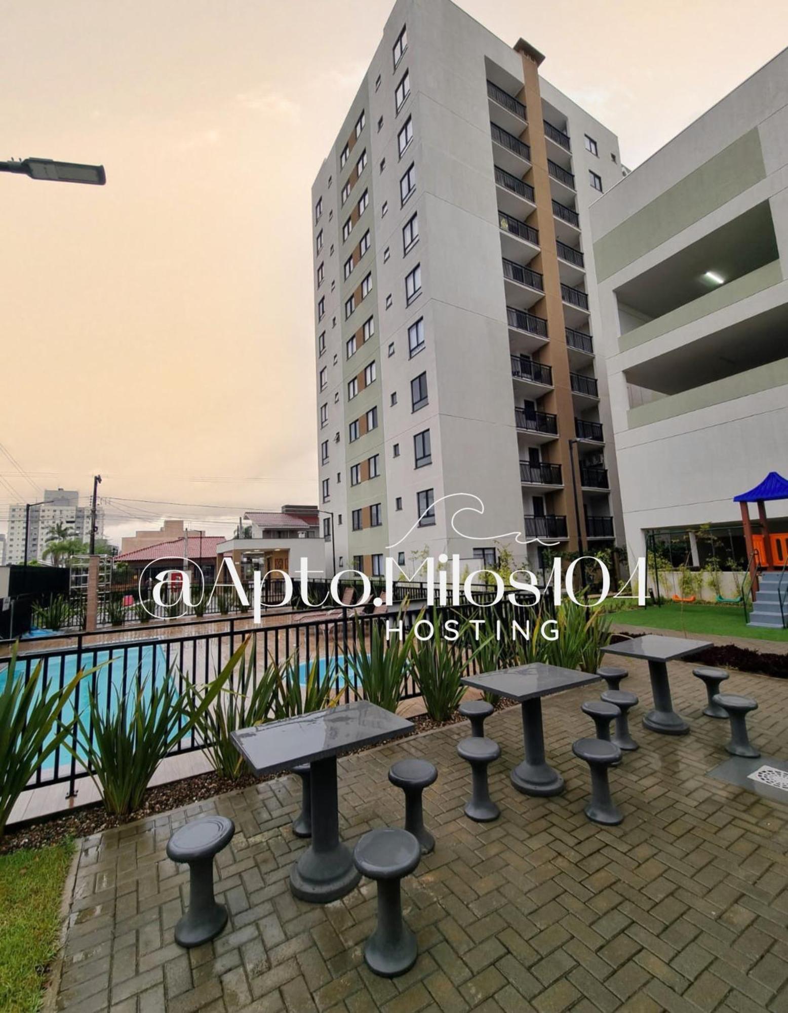 Apto Completo, Piscina, Cinema, Clube E Jardim *