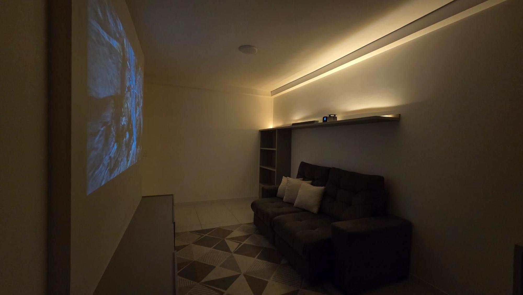 Apto Completo, Piscina, Cinema, Clube E Jardim Picarras