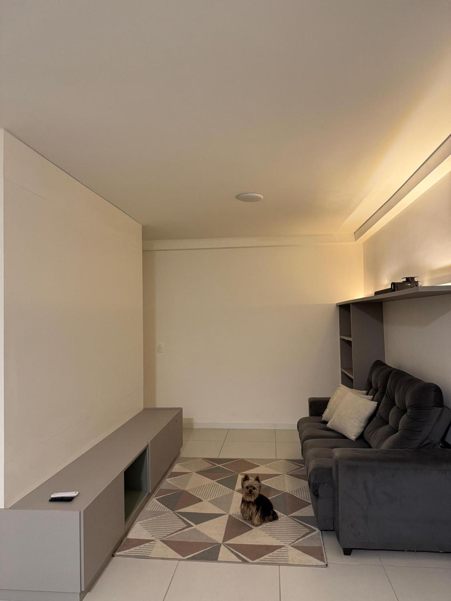 Apto Completo, Piscina, Cinema, Clube E Jardim * Piçarras